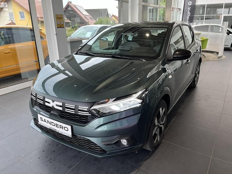 Zedergrün Neu 2025 Dacia Sandero Journey Kleinwagen | 18.320 € - Bild 1/4
