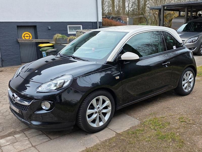Second-hand Opel Adam 87 CP (63 kW) 2015 Negru Hatchback