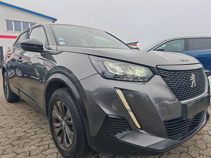 Gebraucht Peugeot 2008 131 PS (96 kW) 2022 Grau SUV