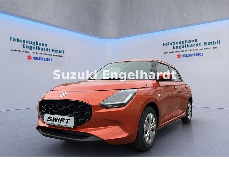 Gebraucht Suzuki Swift Club 83 PS (61 kW) 2025 Orange Limousine