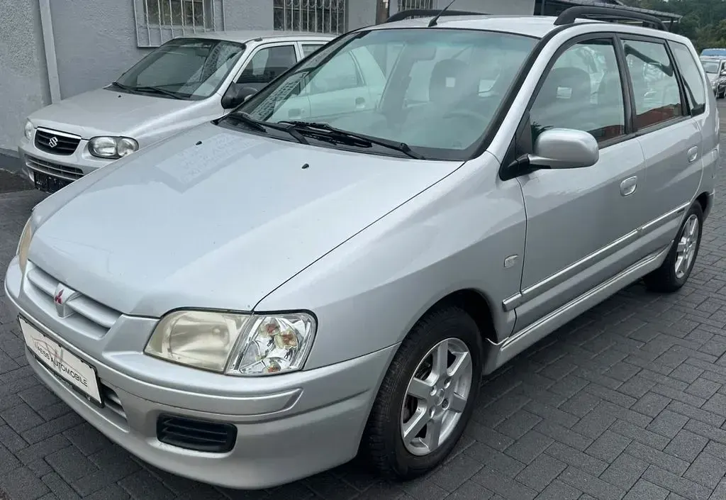 Gebraucht Mitsubishi Space Star Comfort Edition 98 PS (72 kW) 2002 Silber Van / Kleinbus
