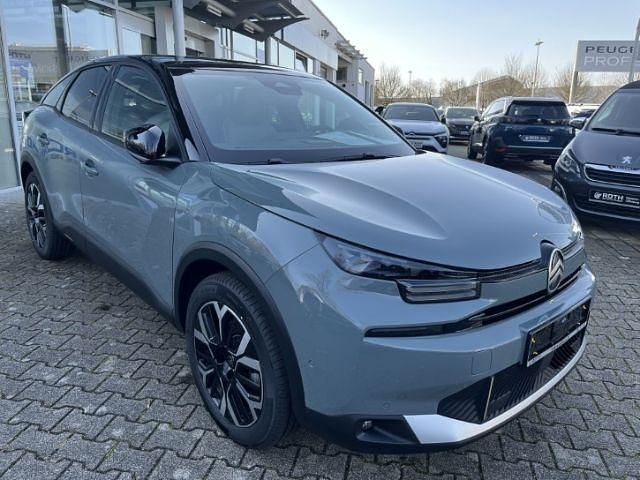 Neu Citroën C4 131 PS (96 kW) 2026 Gruen SUV