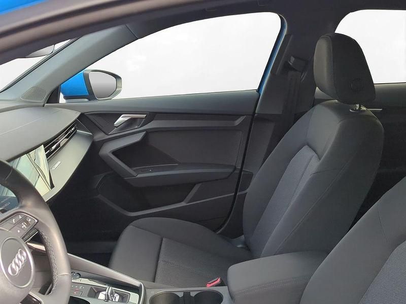 Gebraucht Audi A3 S-Line 150 PS (110 kW) 2022 Blau Limousine
