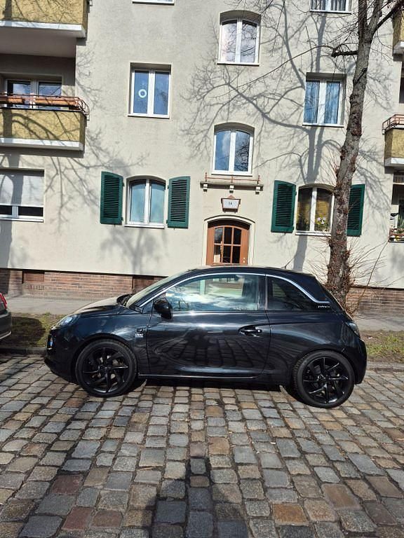 Gebraucht Opel Adam Slam 101 PS (74 kW) 2014 Schwarz Kleinwagen