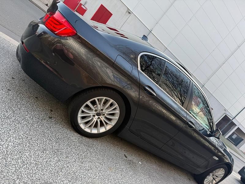 Gebraucht BMW 525 204 PS (150 kW) 2011 Schwarz Limousine