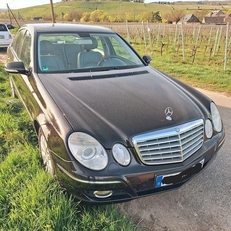 Gebraucht Mercedes E280 Elegance 231 PS (169 kW) 2008 Schwarz Limousine