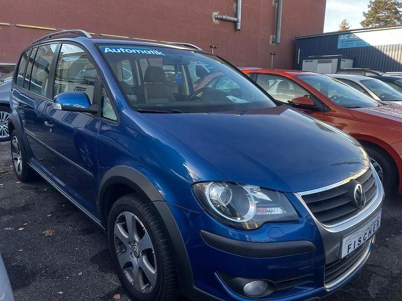 Biscay blue perleffekt Gebraucht 2010 VW Touran Cross Van / Kleinbus | 6.500 € (Guter Preis) - Bild 1/4