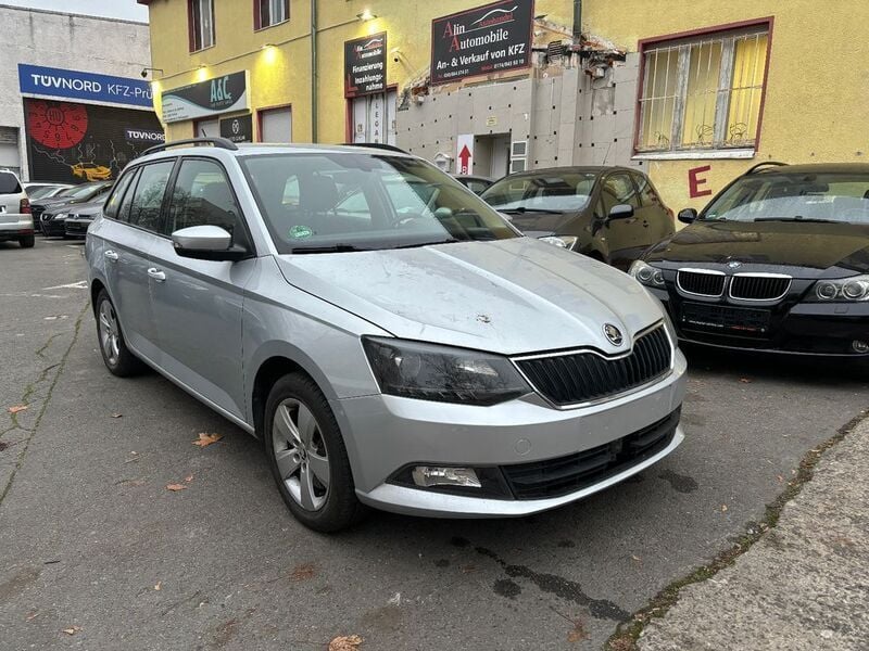 Silber Gebraucht 2016 Skoda Fabia Style Kombi | 8.990 € (Superpreis) - Bild 1/4