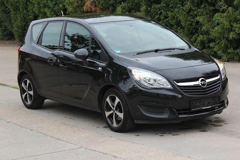 Schwarz Gebraucht 2014 Opel Meriva Edition Van / Kleinbus | 3.900 € (Superpreis) - Bild 1/4