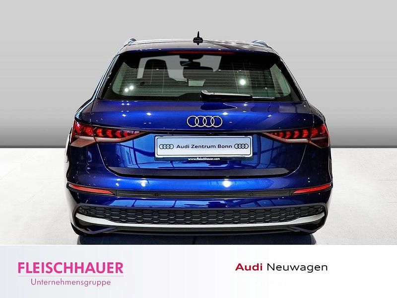 Neu Audi A3 Advanced 150 PS (110 kW) 2025 Schwarz Limousine
