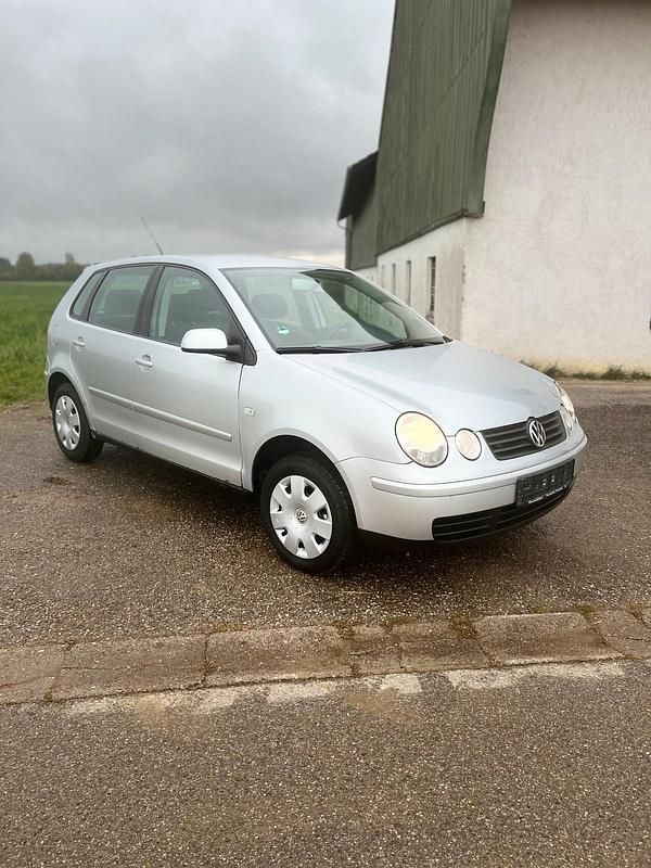Silber Gebraucht 2003 VW Polo Kleinwagen | 1.600 € (Fairer Preis) - Bild 1/4