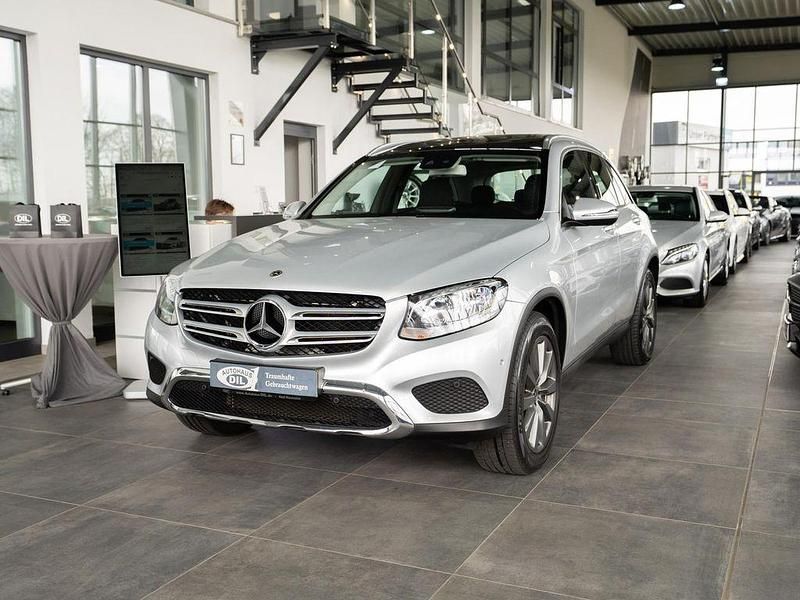 Gebraucht Mercedes GLC250 204 PS (150 kW) 2018 Silber SUV