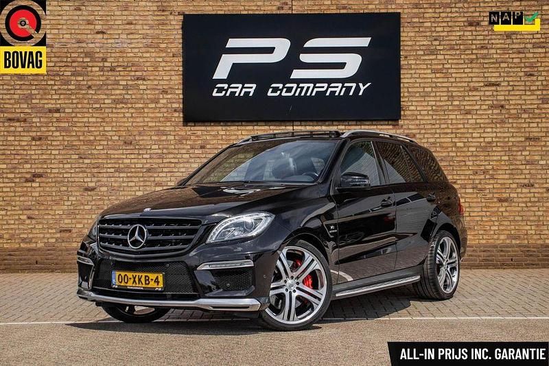 Schwarz Gebraucht 2012 Mercedes ML63 AMG AMG SUV | 41.950 € - Bild 1/4