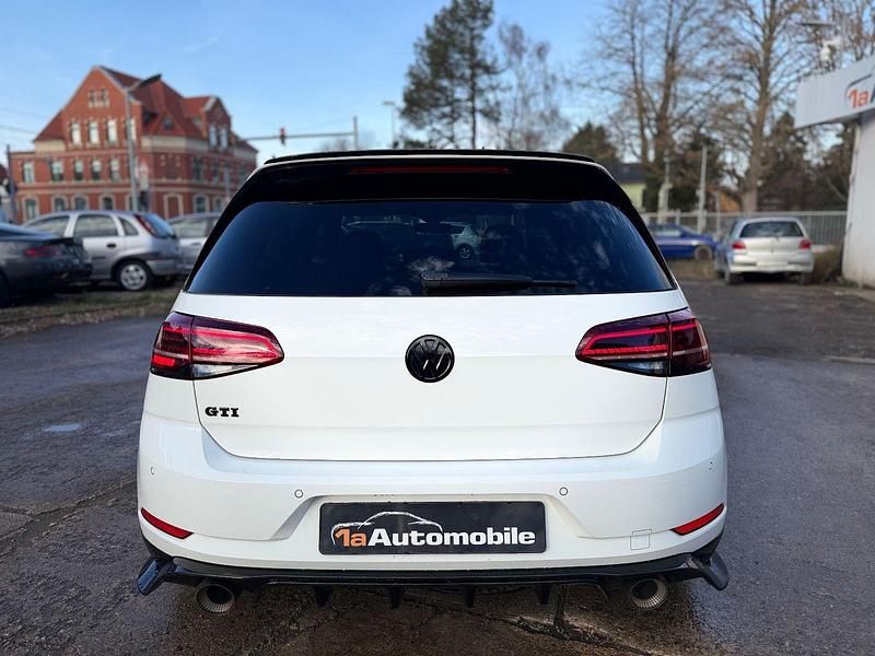 Gebraucht VW Golf GTI 290 PS (213 kW) 2019 Weiß Coupé