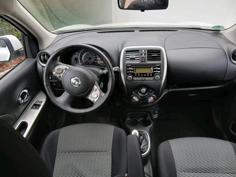 Gebraucht Nissan Micra Acenta 80 PS (58 kW) 2015 Weiß Kleinwagen