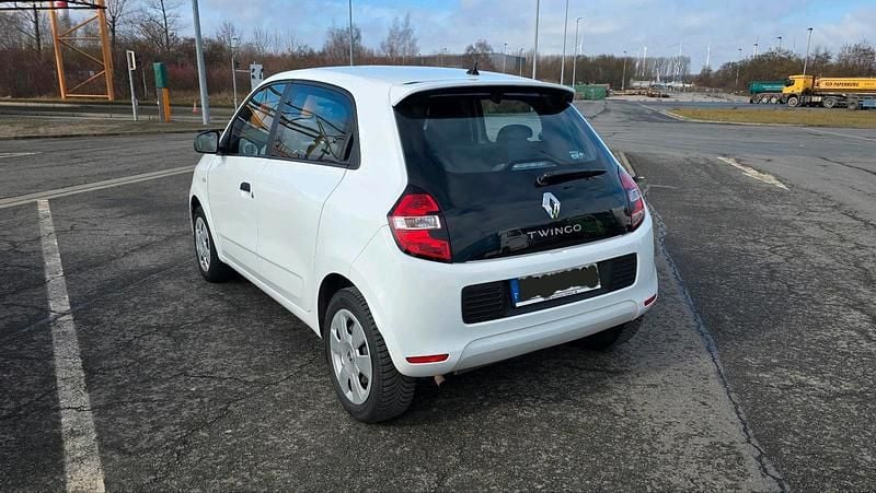 Gebraucht Renault Twingo 69 PS (50 kW) 2016 Weiß Kleinwagen