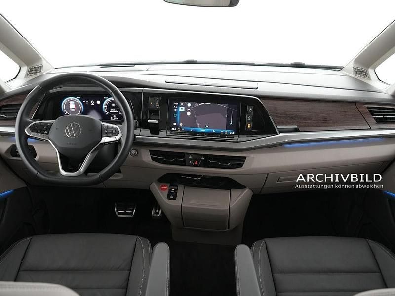 Gebraucht VW Multivan Style 150 PS (110 kW) 2025 Deep black Van