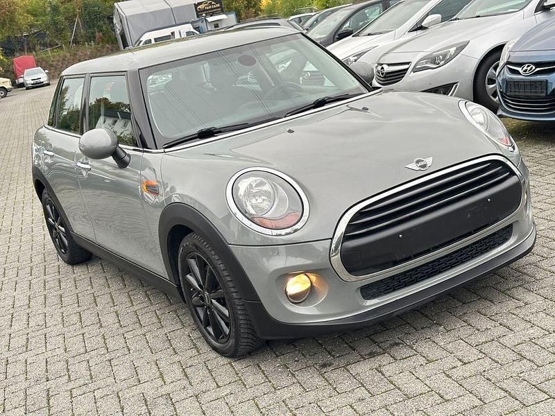 Usado Mini One D 95 HP (69 kW) 2016 Cinzento Citadino