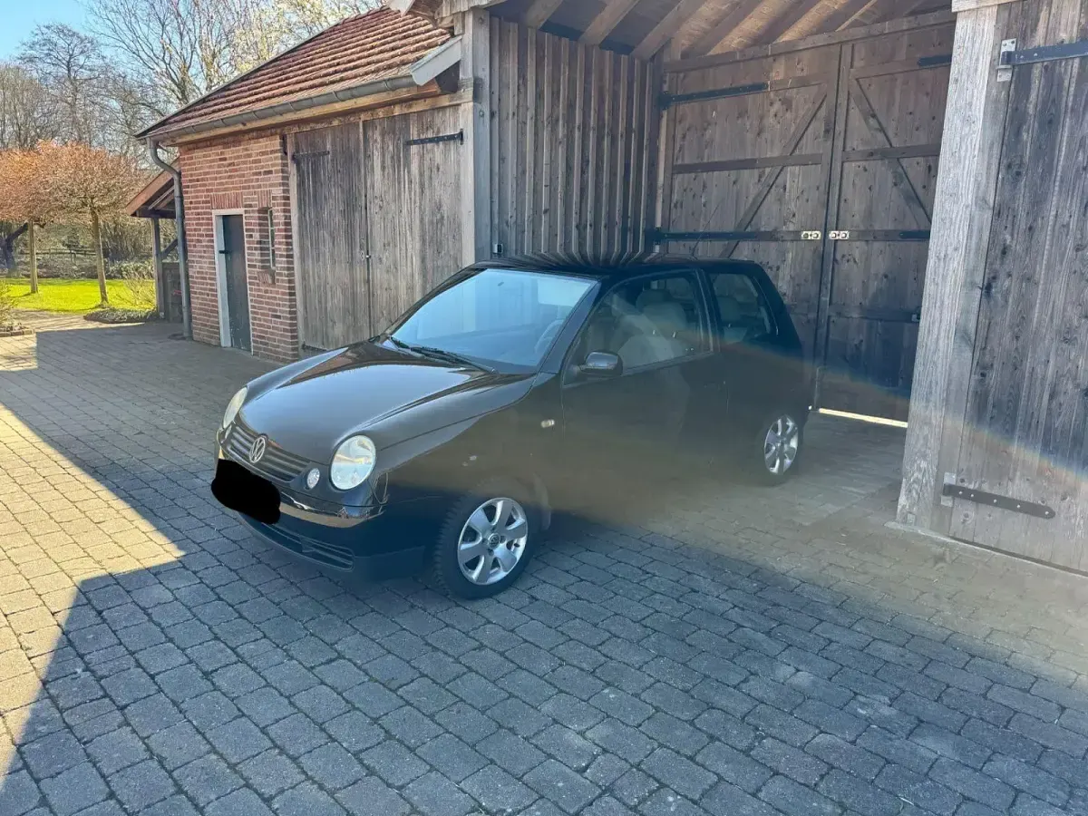 Używany VW Lupo 50 KM (36 kW) 1998 Czarny Hatchback