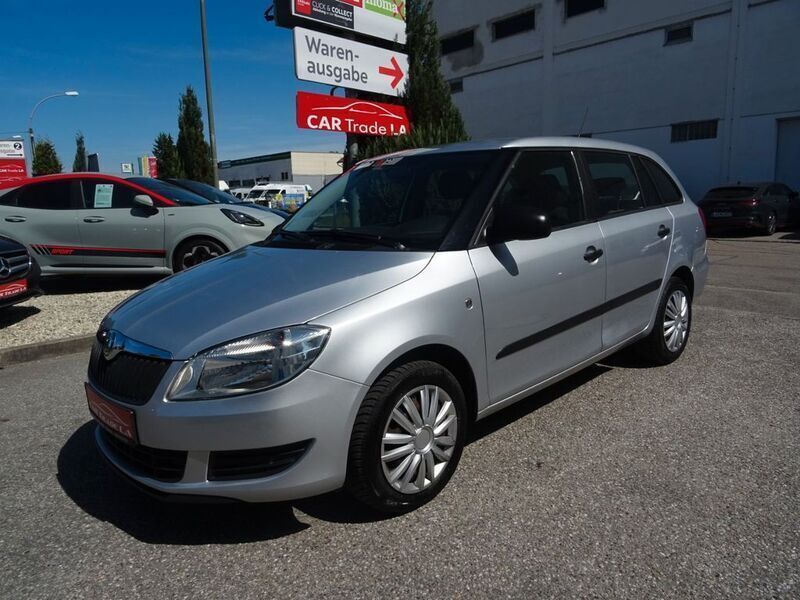 Silber Gebraucht 2012 Skoda Fabia Active Kombi | 3.890 € (Guter Preis) - Bild 1/4