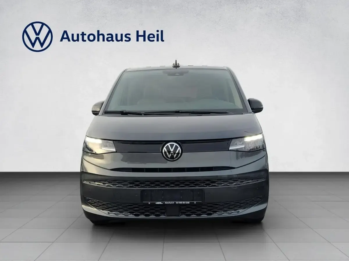 Usata VW Multivan Basis 150 CV (110 kW) 2025 Monovolume