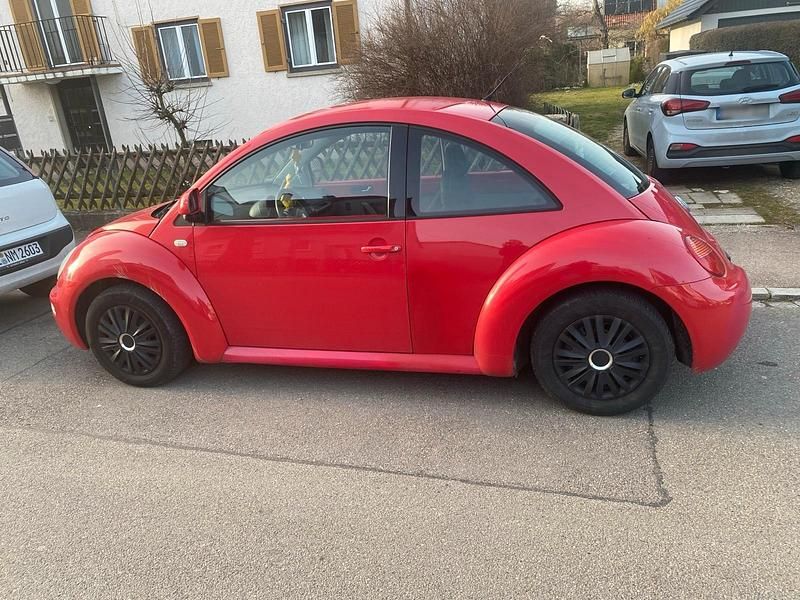 Gebraucht VW Beetle 115 PS (84 kW) 2001 Rot Kleinwagen