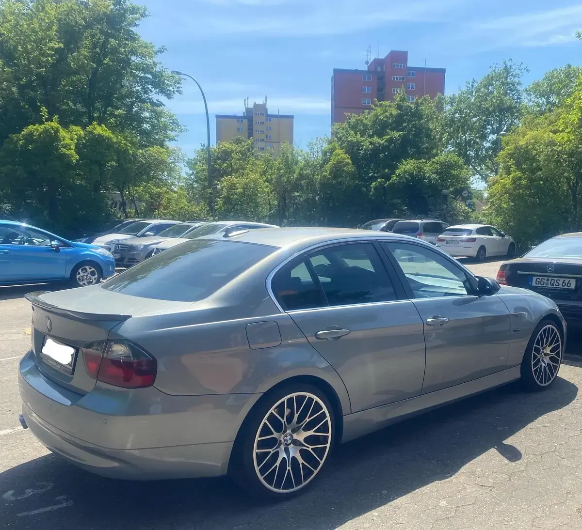 Gebraucht BMW 325 Sport Line 218 PS (160 kW) 2006 Grau Limousine
