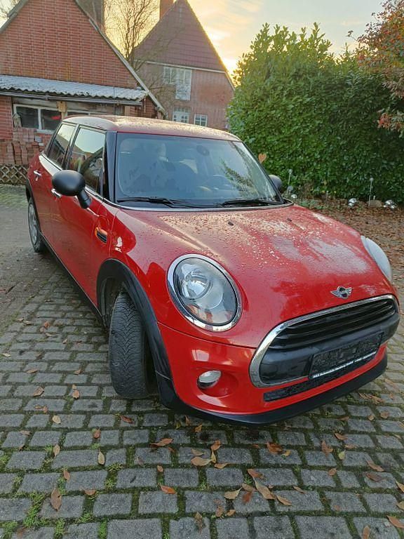 Rot Gebraucht 2016 Mini ONE Kleinwagen | 6.700 € (Superpreis) - Bild 1/4