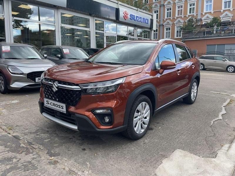 Gebraucht Suzuki SX4 Comfort 102 PS (75 kW) 2024 Braun Limousine