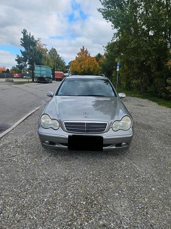 Grau Gebraucht 2004 Mercedes C180 Kombi | 1.399 € (Superpreis) - Bild 1/4