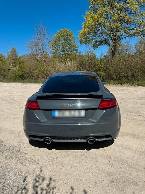 Używany Audi TT S-Line 184 KM (135 kW) 2015 Szary Coupe