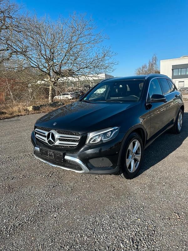 Gebraucht Mercedes GLC220 170 PS (125 kW) 2018 Schwarz SUV