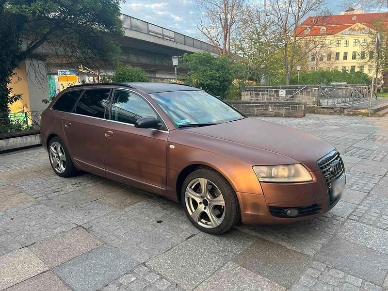 Second-hand Audi A6 300 CP (220 kW) 2005 Albastru Break