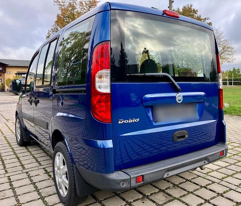 Gebraucht Fiat Doblò Dynamic 77 PS (56 kW) 2006 Blau Van / Kleinbus