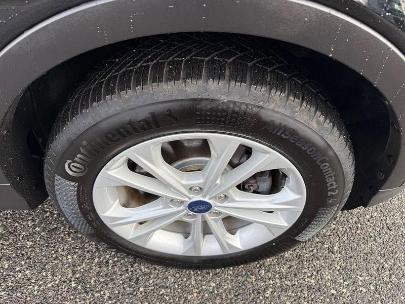 Gebraucht Ford Kuga Titanium 150 PS (110 kW) 2017 Schwarz SUV