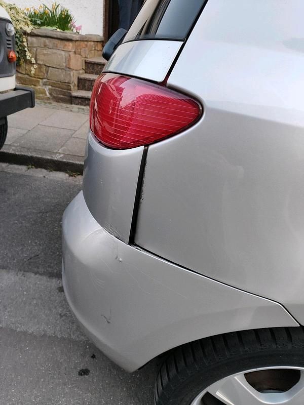 Gebraucht Mazda 2 Active 80 PS (58 kW) 2004 Grau Kleinwagen