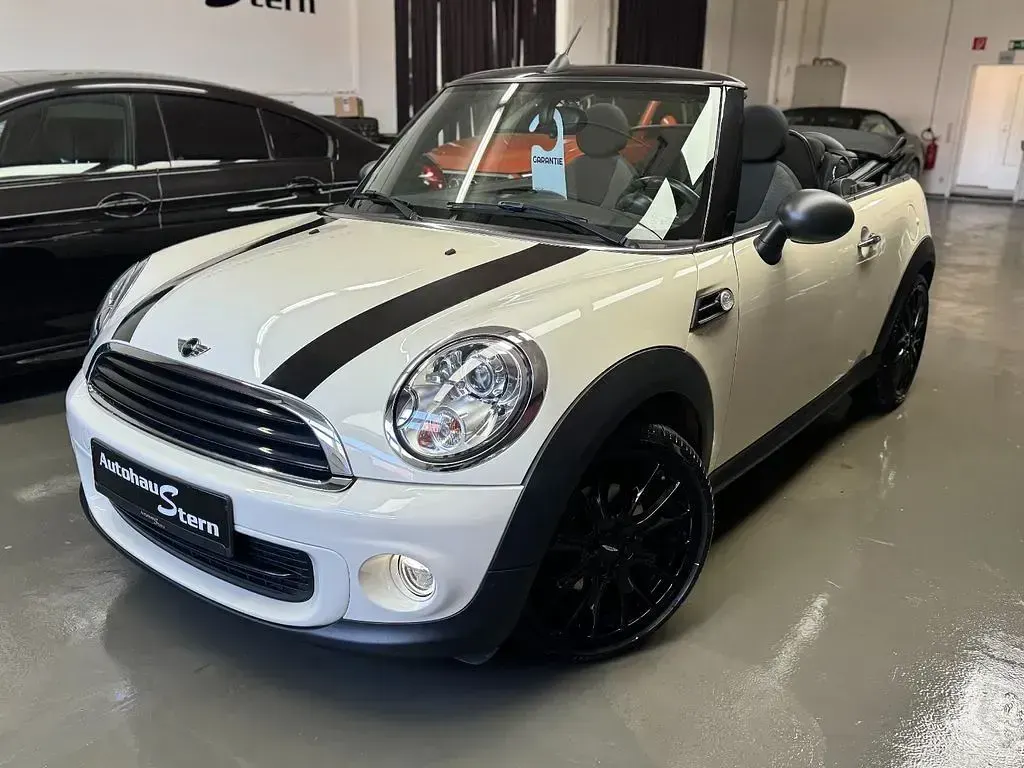 Käytetty Mini One Cabriolet 98 HP (72 kW) 2015 Valkoinen Avoauto