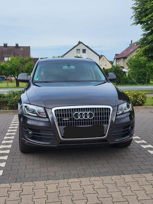 Grau Gebraucht 2009 Audi Q5 SUV | 6.850 € - Bild 1/1