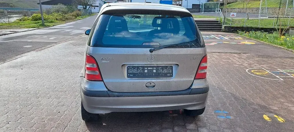 Gebraucht Mercedes A170 Classic 95 PS (69 kW) 2004 Beige Limousine