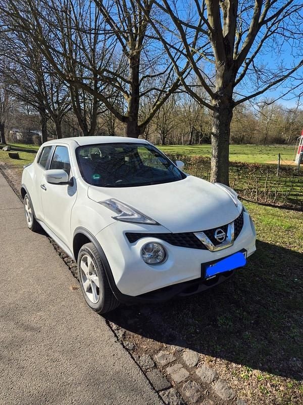 Gebraucht Nissan Juke Visia 95 PS (69 kW) 2015 Weiß SUV