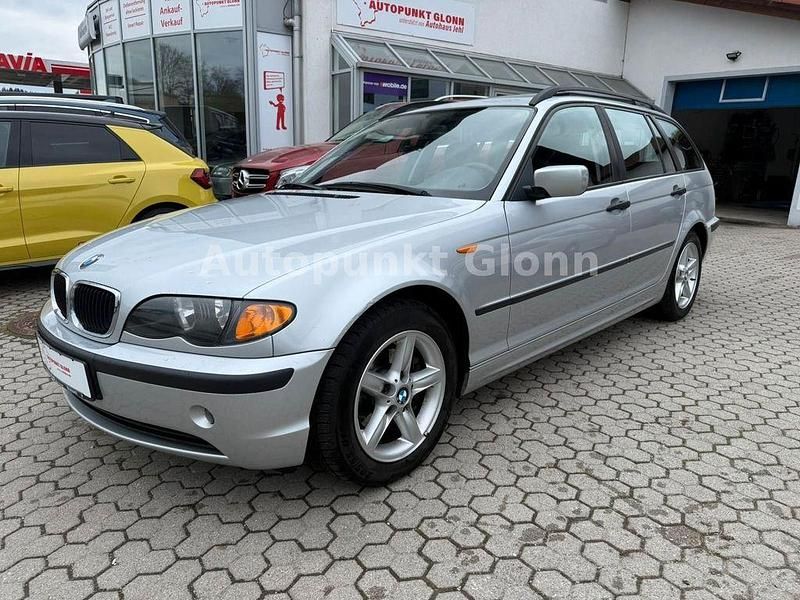 Second-hand BMW 318 143 CP (105 kW) 2003 Argintiu Berlinǎ
