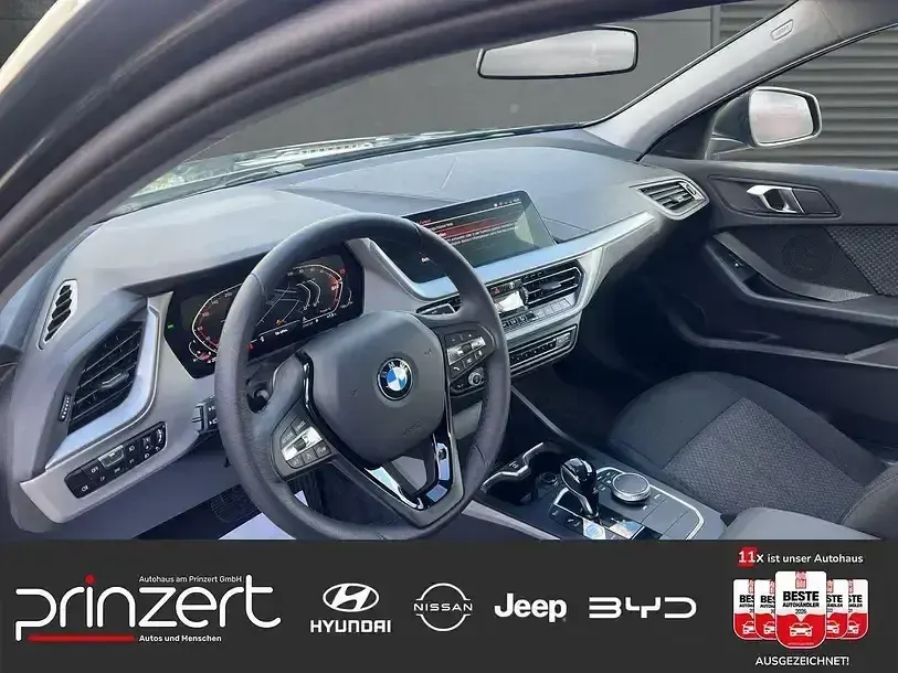 Gebraucht BMW 118 Advantage 136 PS (100 kW) 2023 Schwarz ii Kleinwagen