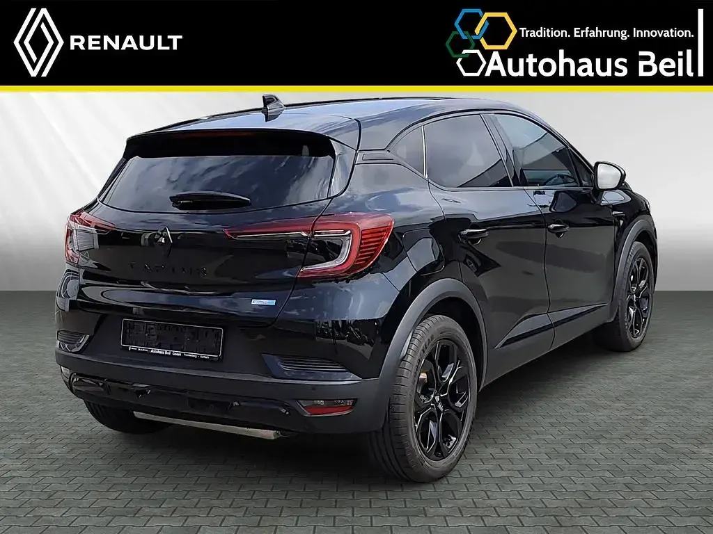 Gebraucht Renault Captur 159 PS (116 kW) 2022 Blackpearlschwarz SUV