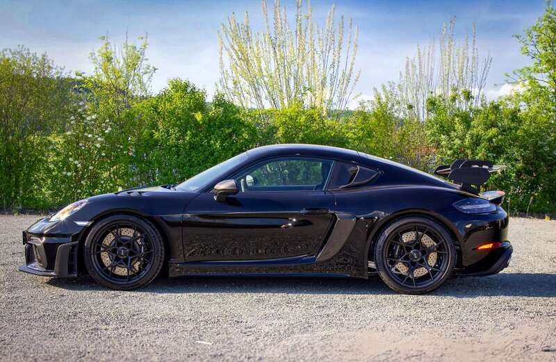 A1a1 schwarz Neu 2024 Porsche Cayman GT4 Coupé | 179.718 € (Guter Preis) - Bild 1/4