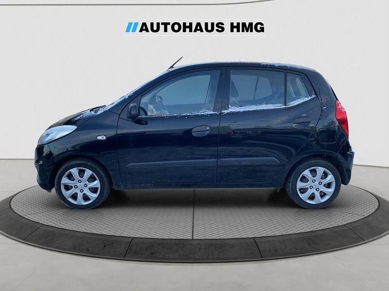 Gebraucht Hyundai i10 Edition 69 PS (50 kW) 2012 Schwarz Kleinwagen