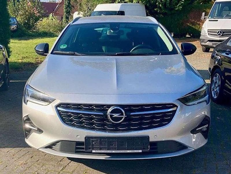 Gebraucht Opel Insignia Elegance 122 PS (89 kW) 2021 Argon silber/ice silver (m2) Kombi