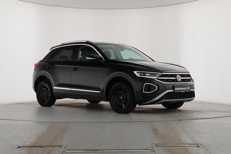 Gebraucht VW T-Roc Style 150 PS (110 kW) 2022 Deep black perleffekt SUV