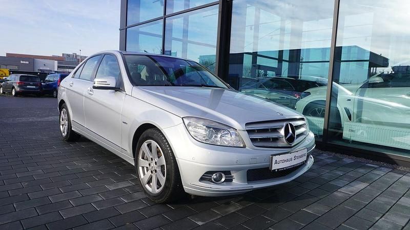 Gebraucht Mercedes C180 156 PS (114 kW) 2010 Silber Limousine
