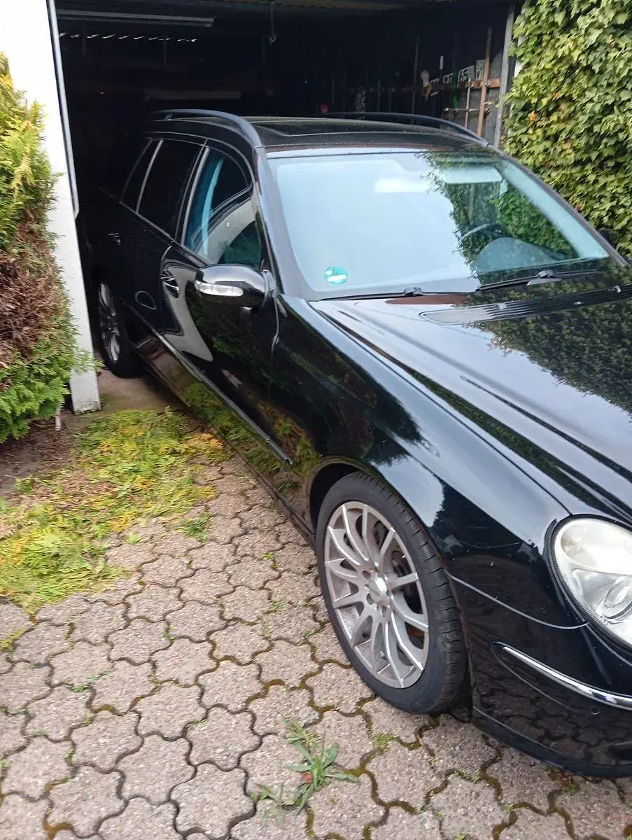 Gebraucht Mercedes E280 Avantgarde 190 PS (139 kW) 2005 Schwarz Kombi