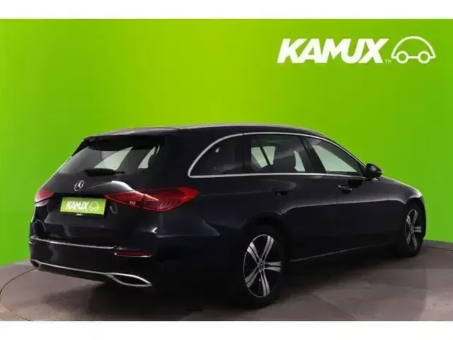 Gebraucht Mercedes C220 Avantgarde 200 PS (147 kW) 2022 Blau Limousine